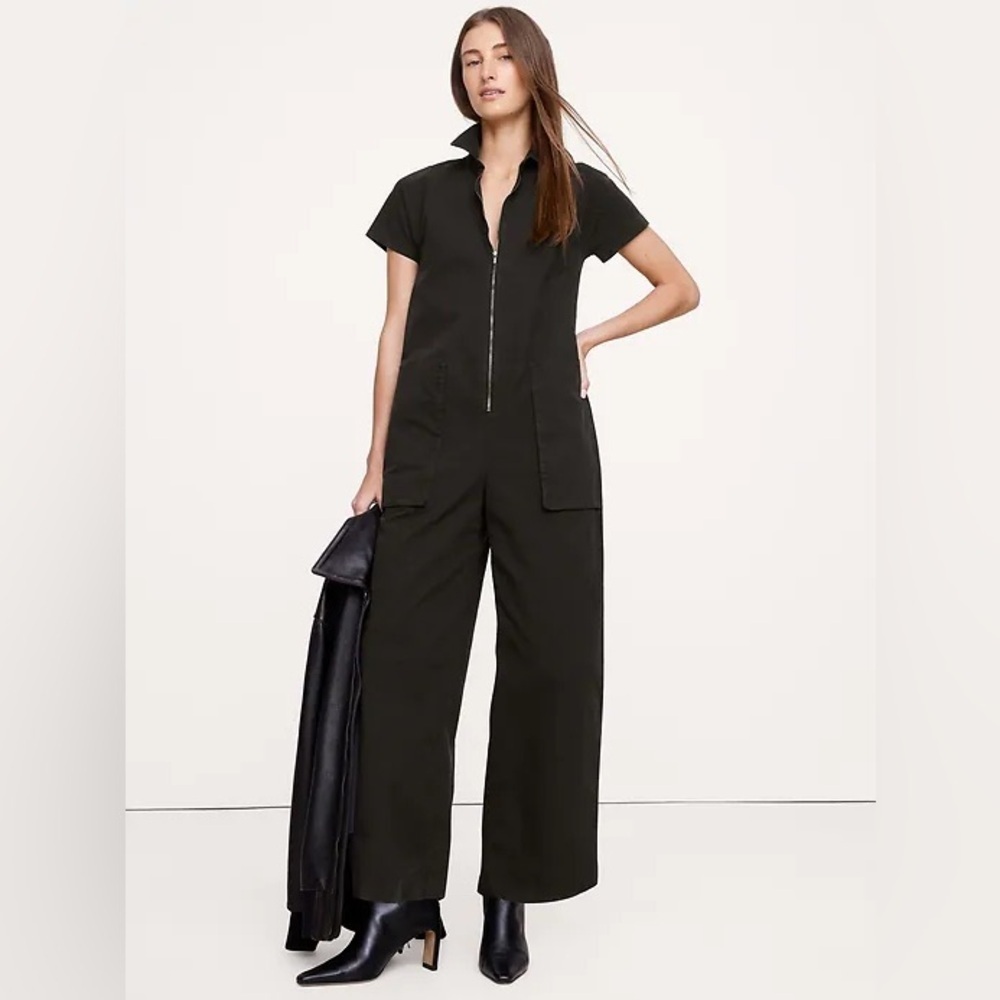 NWT! Banana Republic Canvas Utility Jumpsuit - Multiple Sizes 🔒